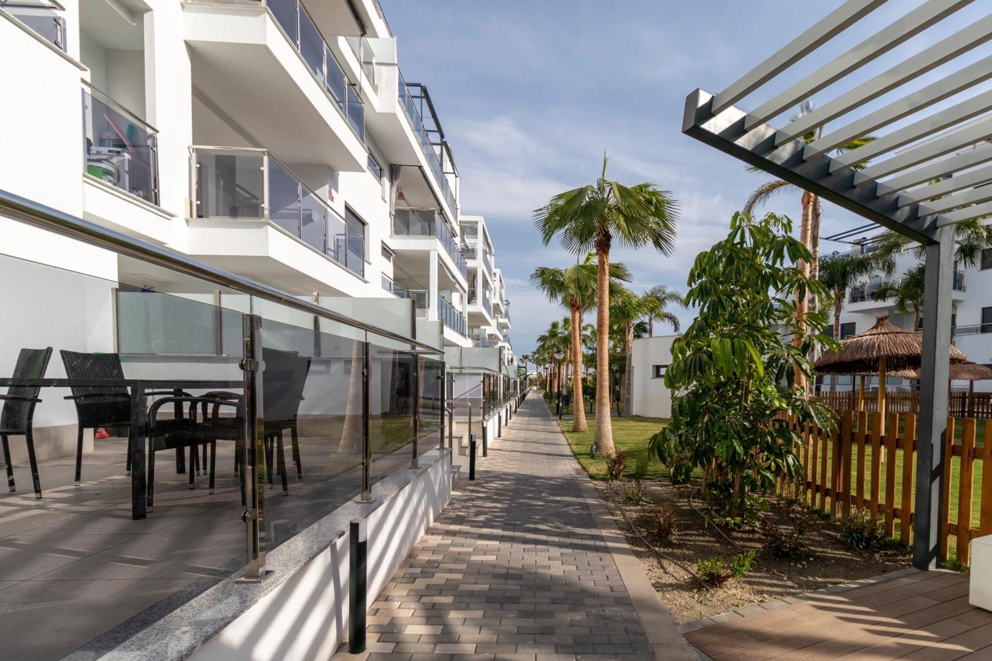 Rentitspain Apartamento En Aguacate A Minutos Del Golf Motril Eksteriør billede